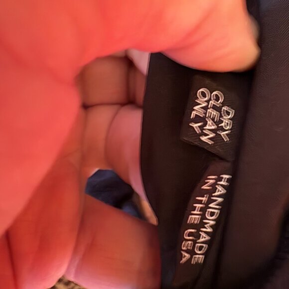 Jarbo handmade in US black kimono-style jacket, timeless sophistication - Picture 3 of 7